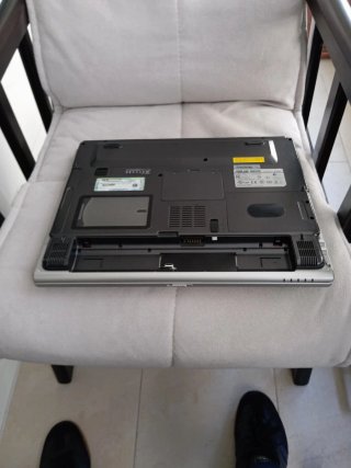 Portátil Asus M6000NE Negro