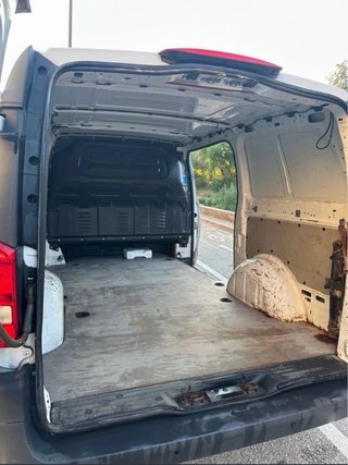 Mercedes Vito impoluta