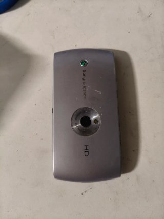 Lote 4 móviles antiguos: Sony Ericsson, Motorola,