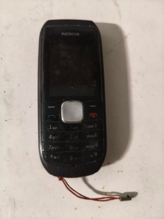 Lote 4 móviles antiguos: Sony Ericsson, Motorola,