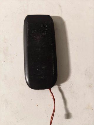 Lote 4 móviles antiguos: Sony Ericsson, Motorola,
