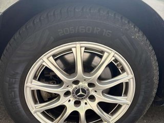 MERCEDES clase c