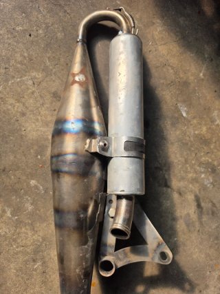 Escape  motor mnarelli horizontal