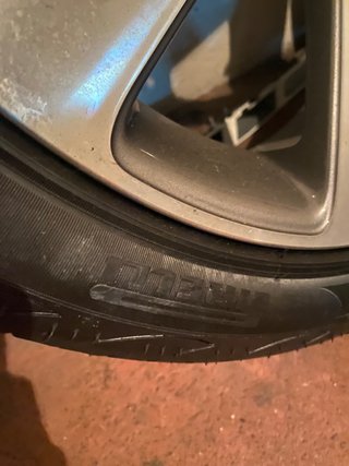 Rueda de repuesto con llanta de 17” Peugeot 207