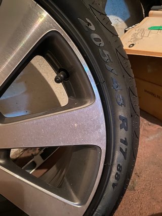 Rueda de repuesto con llanta de 17” Peugeot 207