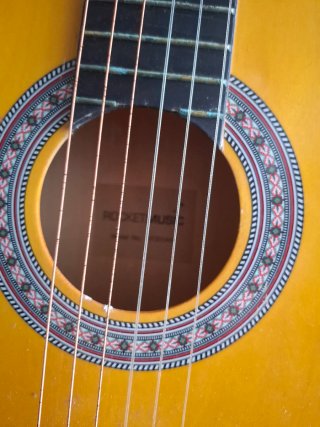 Guitarra Española ROCKETMUSIC