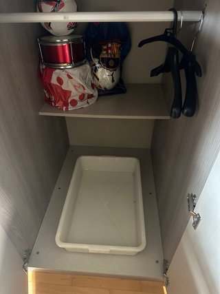 Habitación tren juvenil con armario y cajonera
