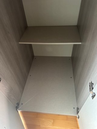 Habitación tren juvenil con armario y cajonera