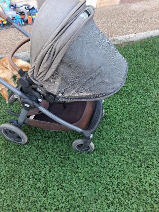 Capazo + silleta de paseo Bébé Confort