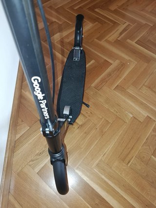 Patinete urbano negro