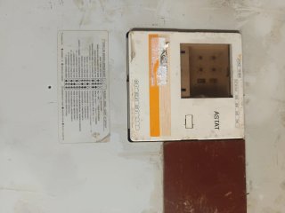 Cuadro eléctrico metálico y plástico