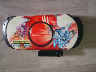 PSP Street Rossa + 9 Giochi