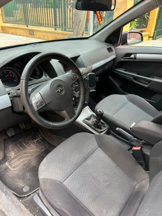 Opel Astra 2007