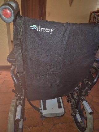 Silla de ruedas eléctrica Breezy BasiX2 +TGA Pack