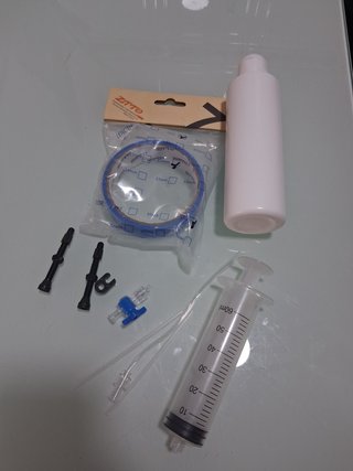 Cubiertas 29 Tubeless con kit liquido sellante