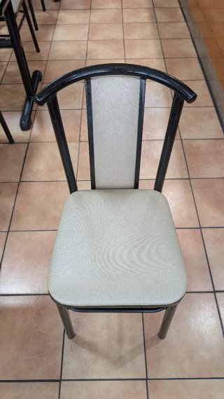 ¡Lote de mesas y sillas de hostelería!