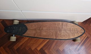 Longboard de madera nuevo