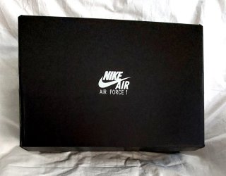 Caja vacía Nike Air Force 1 Negra