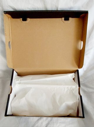 Caja vacía Nike Air Force 1 Negra
