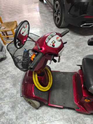 Escúter eléctrico Bosch
