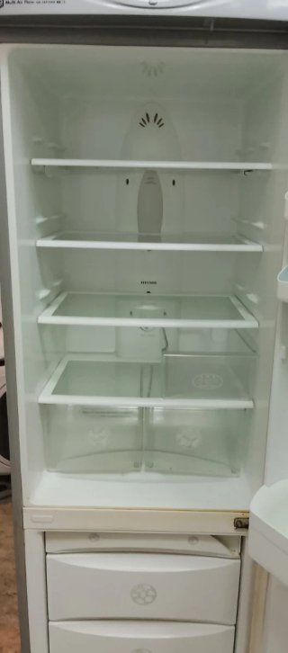 Nevera LG plateada
