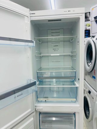 Nevera marca Bosch con garantía Transporte