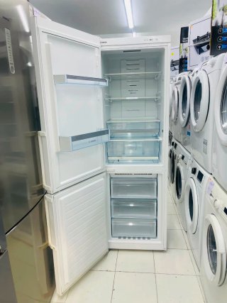 Nevera marca Bosch con garantía Transporte
