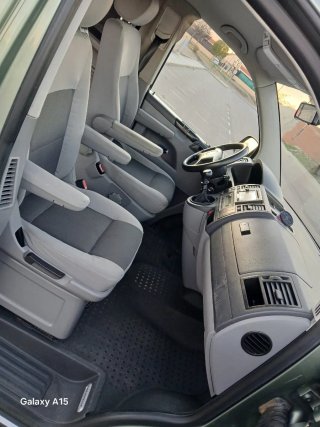 Volkswagen Caravelle 2006