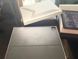 iPad Pro 12.9 4ª Gen + Magic Keyboard + Pencil