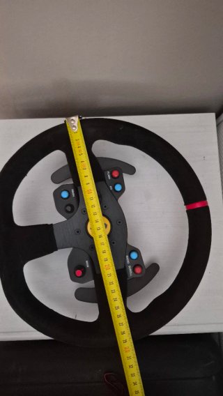 Volante Ferrari Thrustmaster