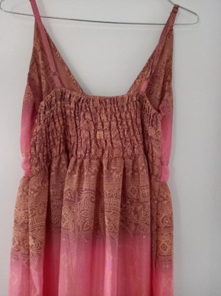 Vestido largo rosa y marrón