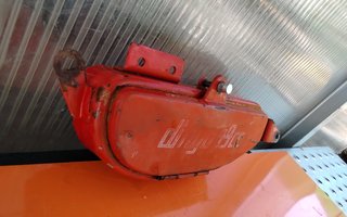 Caja Herramientas Guzzi Dingo 49cc Roja