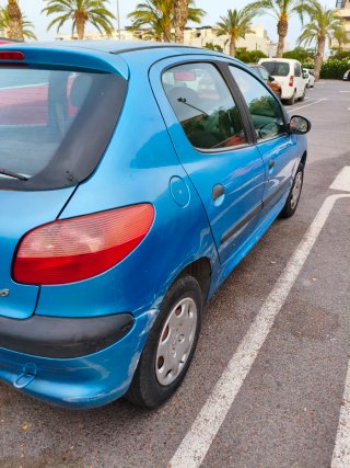 Peugeot 206 2000, 1.4 gasolina, ITV hasta 08/27