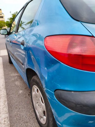 Peugeot 206 2000, 1.4 gasolina, ITV hasta 08/27