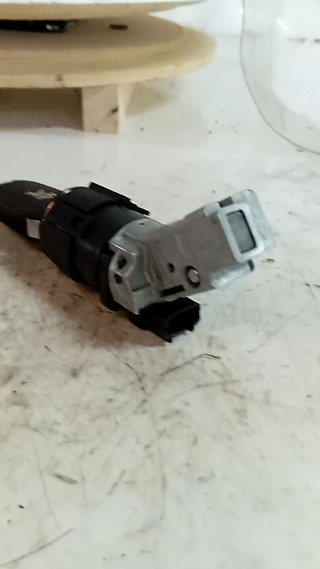 127720 antirrobo / llave 1608682880 peugeot 208
