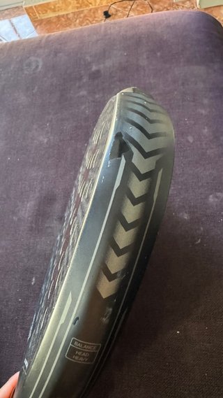 Adidas Metalbone Carbon - ¡Potencia y Control!