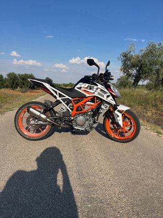 KTM 390 Duke