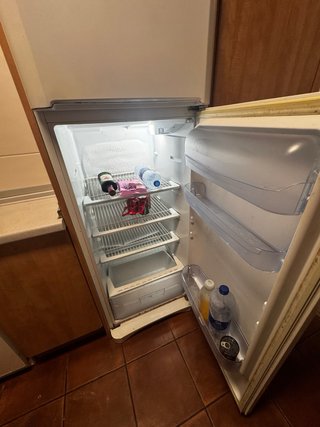 Nevera Indesit Blanca