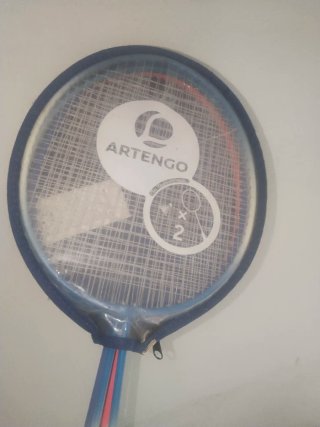 Palas de Bádminton Artengo con Pelota