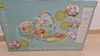 Piano musical para bebés Petit Planet