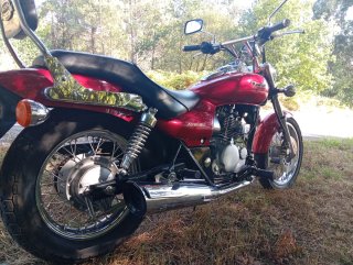 Kawasaki Eliminator 125 Roja