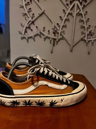 Vans style 36 tg 40,5