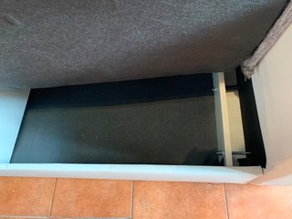 Divano letto contenitore grigio e bianco