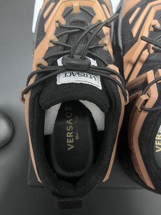 Zapatos Versace Negros y Marrones