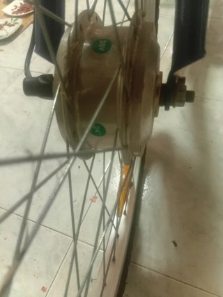 Triciclo Eléctrico con Cesta