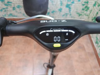 Patín eléctrico Smartgyro Z-One + casco