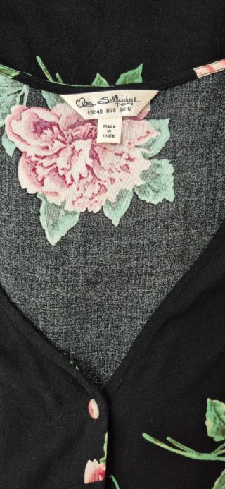 Vestido floral Miss Selfridge