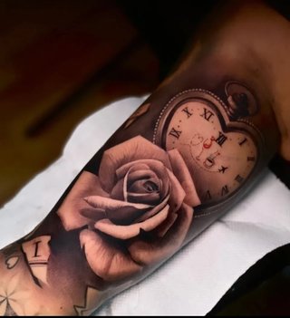 Tatuador Tatuaje tattoo realismo Studio BCN