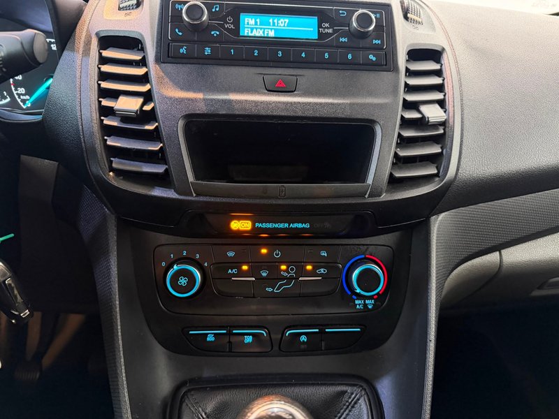 Ford Transit Connect 2020, foto 13