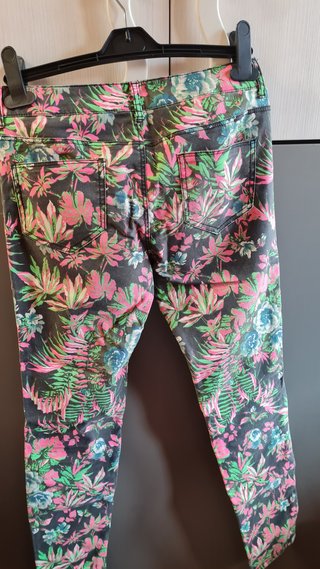 Pantalones Amisu flores